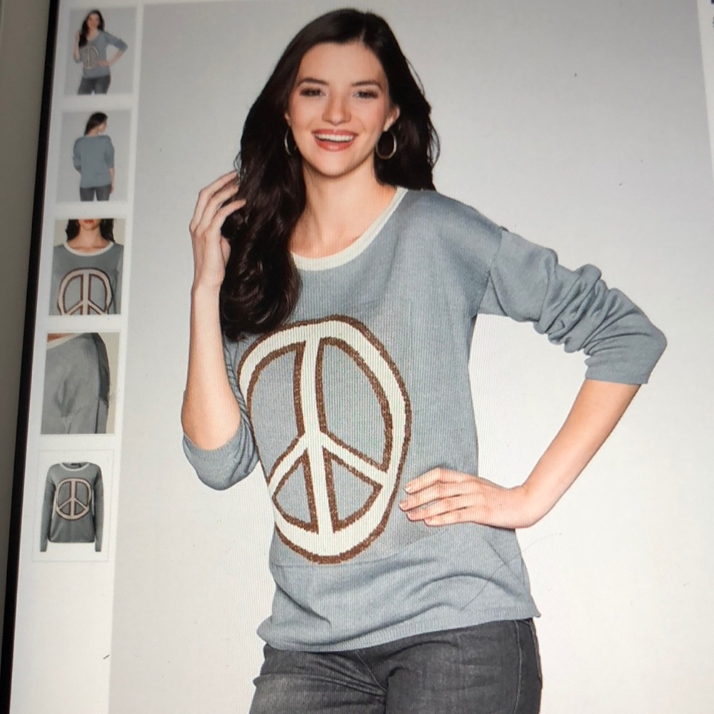 Venus sweater